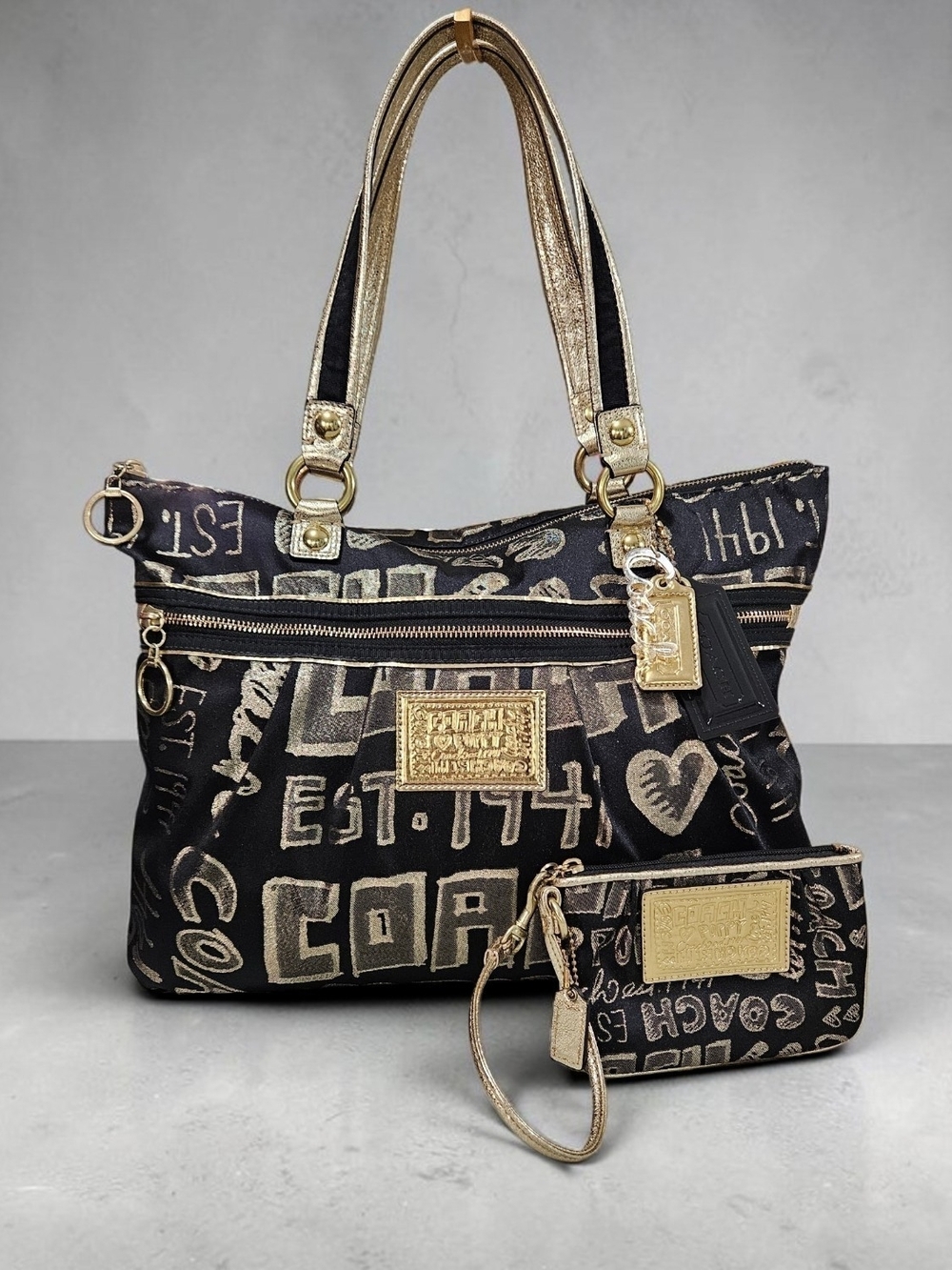Coach Poppy Graffiti 2010 Black & Gold Storypatch Print Tote with Wristlet - Picture 16 of 16
